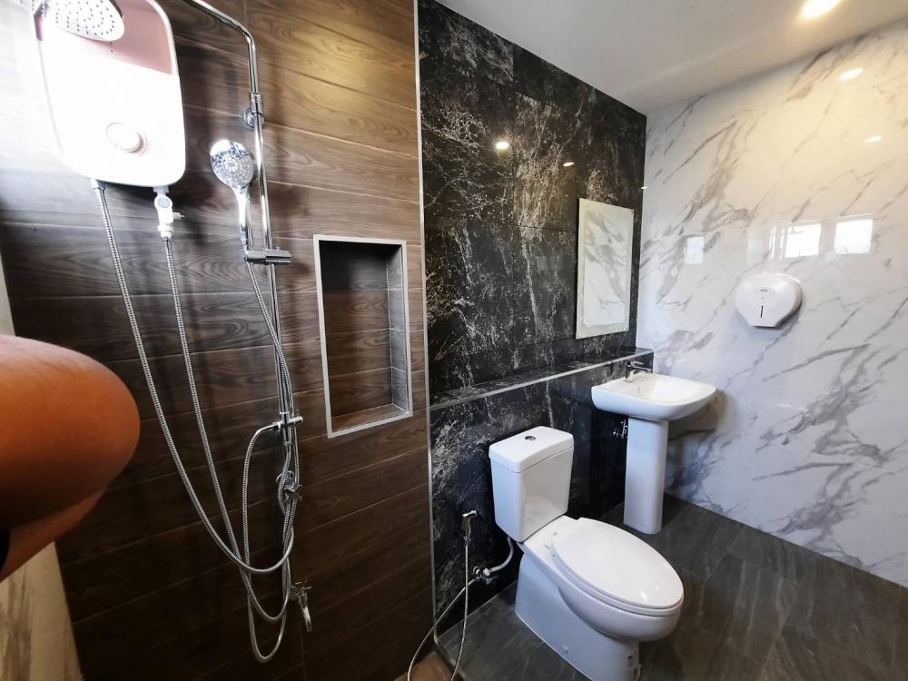 บ้านทรงกล่อง 2 ชั้น งบ 2.9 ล้านบาท สวยลงตัว