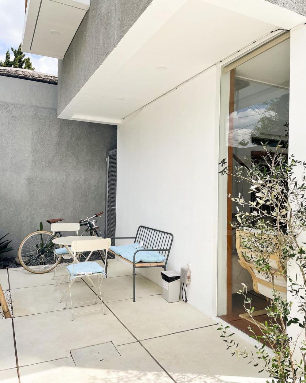 ไอเดียบ้าน 2 ชั้น หน้าแคบ