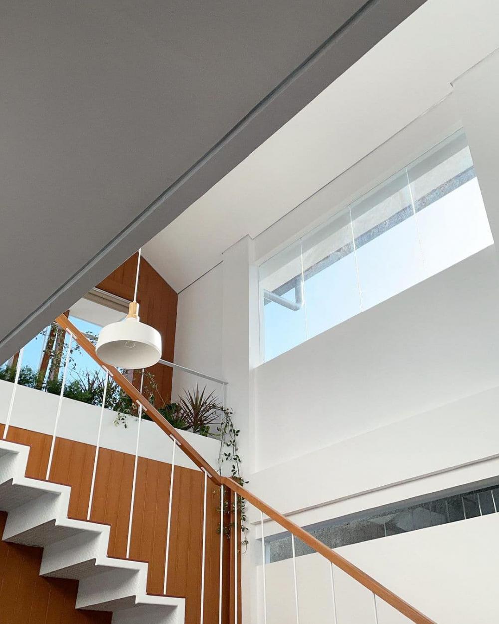 ไอเดียบ้าน 2 ชั้น หน้าแคบ