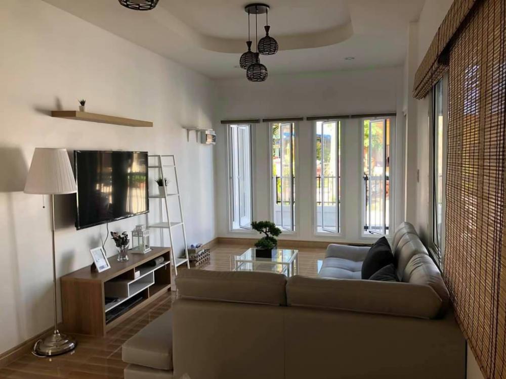 บ้านสไตล์โมเดิร์น 3 ห้องนอน งบ 8 แสนบาท คุ้มและสวยมาก