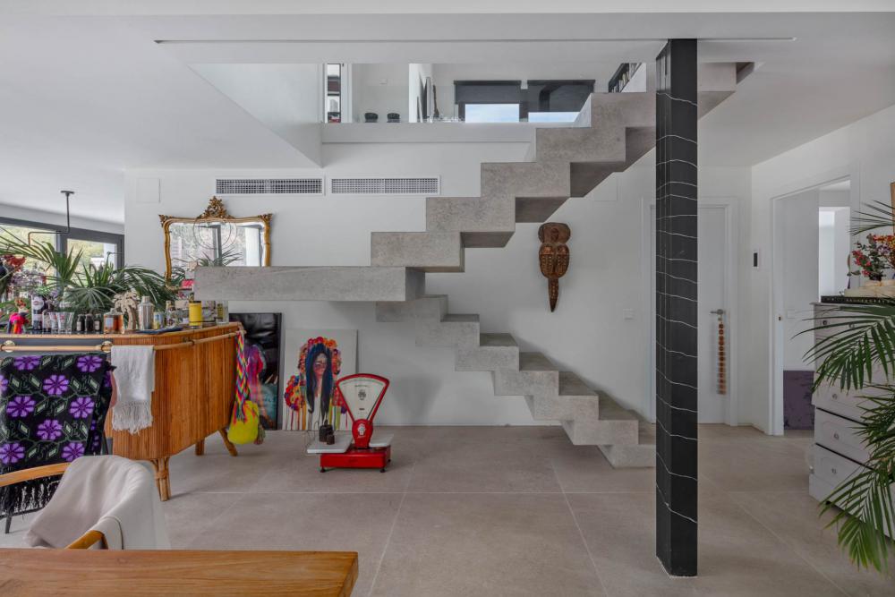 ไอเดียบ้านโมเดิร์น ตกแต่งโทนสีขาว โปร่งโล่งสบายตา น่าพักผ่อน