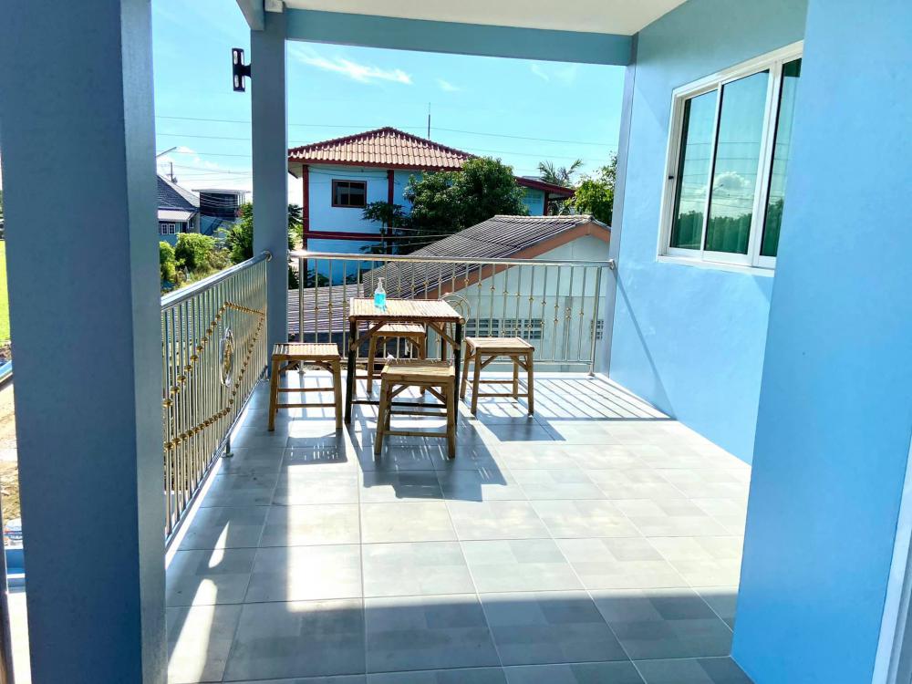 บ้านโมเดิร์น 2 ชั้น ชั้นล่างโถ่ง งบ 3.3 ล้านบาท