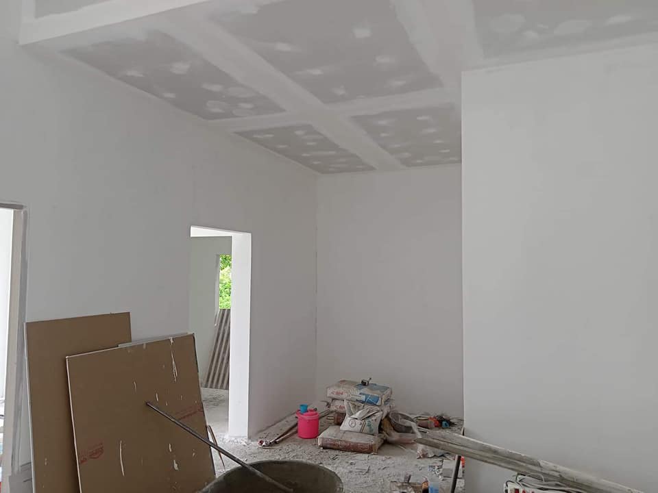 โมเดิร์นชั้นครึ่ง 4 ห้องนอน งบ 1.65 ล้านบาท