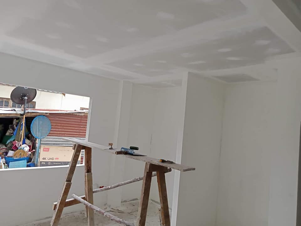 โมเดิร์นชั้นครึ่ง 4 ห้องนอน งบ 1.65 ล้านบาท