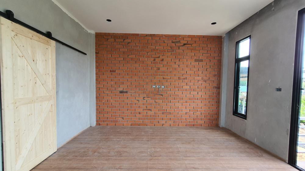 อัพเดทงาน 90% บ้าน 3 ห้องนอน งบ 1.8 ล้านบาท