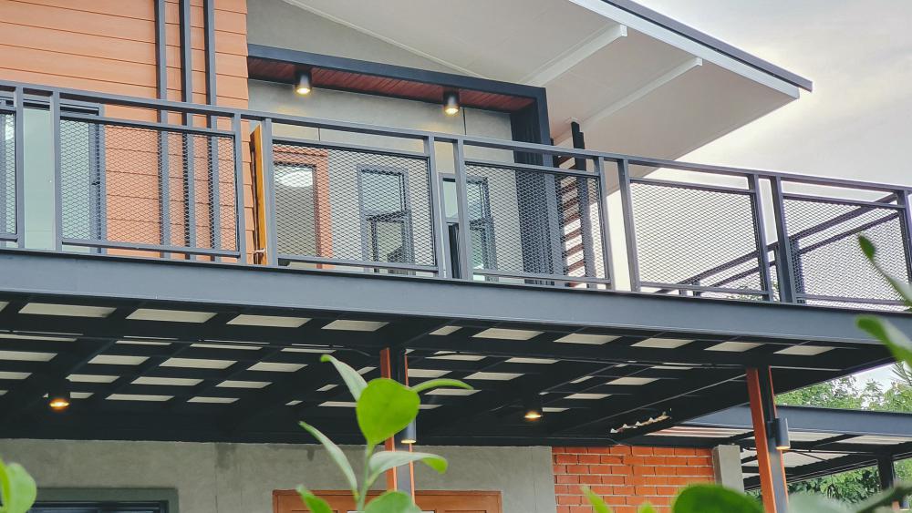 โปรเจคงานรีโนเวท บ้านไม้เก่าที่มีแค่เสาและโครง งบ 1.5 ล้านบาท