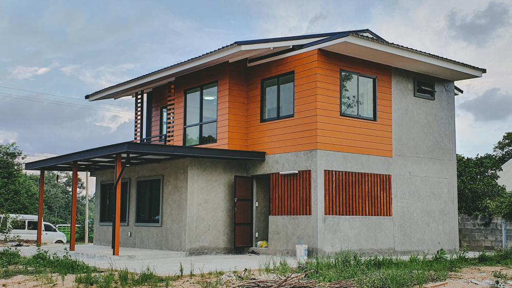 โปรเจคงานรีโนเวท บ้านไม้เก่าที่มีแค่เสาและโครง งบ 1.5 ล้านบาท