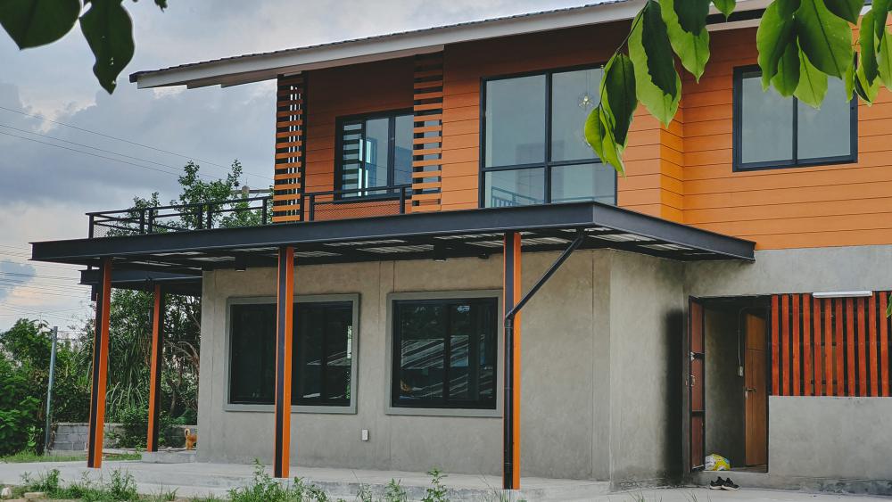 โปรเจคงานรีโนเวท บ้านไม้เก่าที่มีแค่เสาและโครง งบ 1.5 ล้านบาท