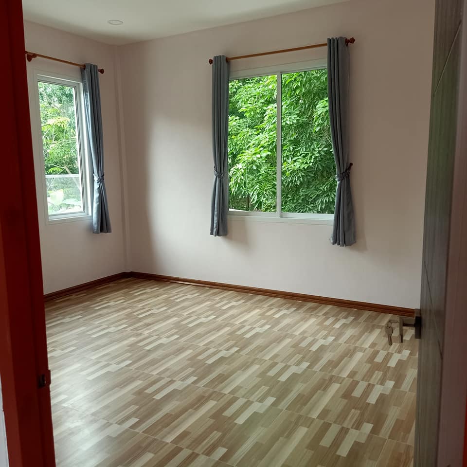 รีวิวบ้านใหม่จากทางบ้าน โมเดิร์น 3 ห้องนอน 2 ห้องน้ำ 1 ห้องโถง 1 ห้องครัว งบ 1.3 ล้าน