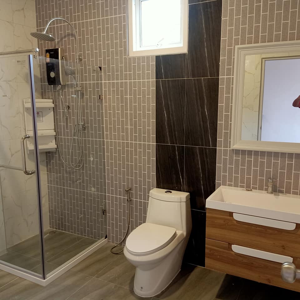 รีวิวบ้านใหม่จากทางบ้าน โมเดิร์น 3 ห้องนอน 2 ห้องน้ำ 1 ห้องโถง 1 ห้องครัว งบ 1.3 ล้าน