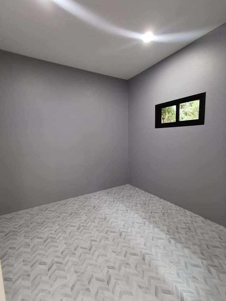 บ้านสไตล์คอนเทมโพรารี่ งบ 1 ล้าน ได้ถึง 3 ห้องนอน 2 ห้องน้ำ 1 ห้องโถง 1 ห้องครัว