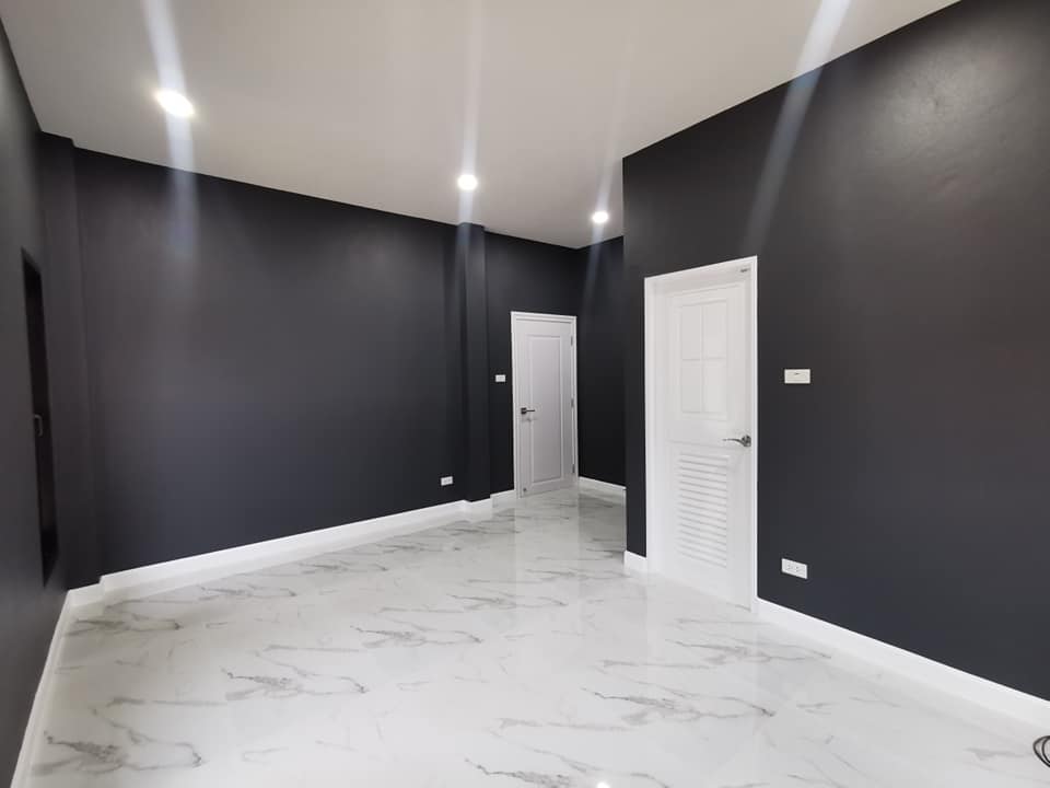 บ้านสไตล์คอนเทมโพรารี่ งบ 1 ล้าน ได้ถึง 3 ห้องนอน 2 ห้องน้ำ 1 ห้องโถง 1 ห้องครัว