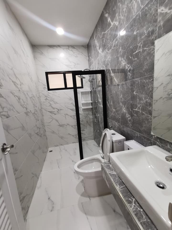 บ้านสไตล์คอนเทมโพรารี่ งบ 1 ล้าน ได้ถึง 3 ห้องนอน 2 ห้องน้ำ 1 ห้องโถง 1 ห้องครัว