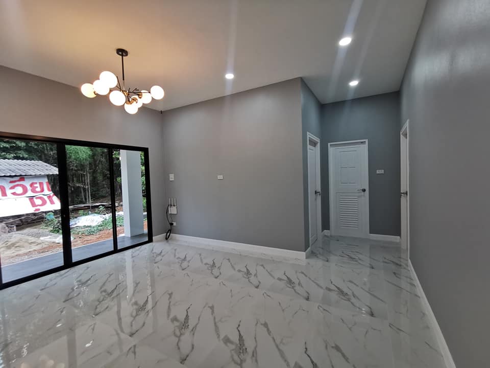 บ้านสไตล์คอนเทมโพรารี่ งบ 1 ล้าน ได้ถึง 3 ห้องนอน 2 ห้องน้ำ 1 ห้องโถง 1 ห้องครัว