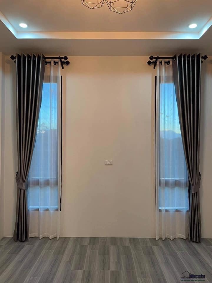 โมเดิร์น งบ 1.39 ล้านบาท ( 3 ห้องนอน 2 ห้องน้ำ 1 ห้องรับแขก 1 ห้องครัว และระเบียงหน้าบ้าน)