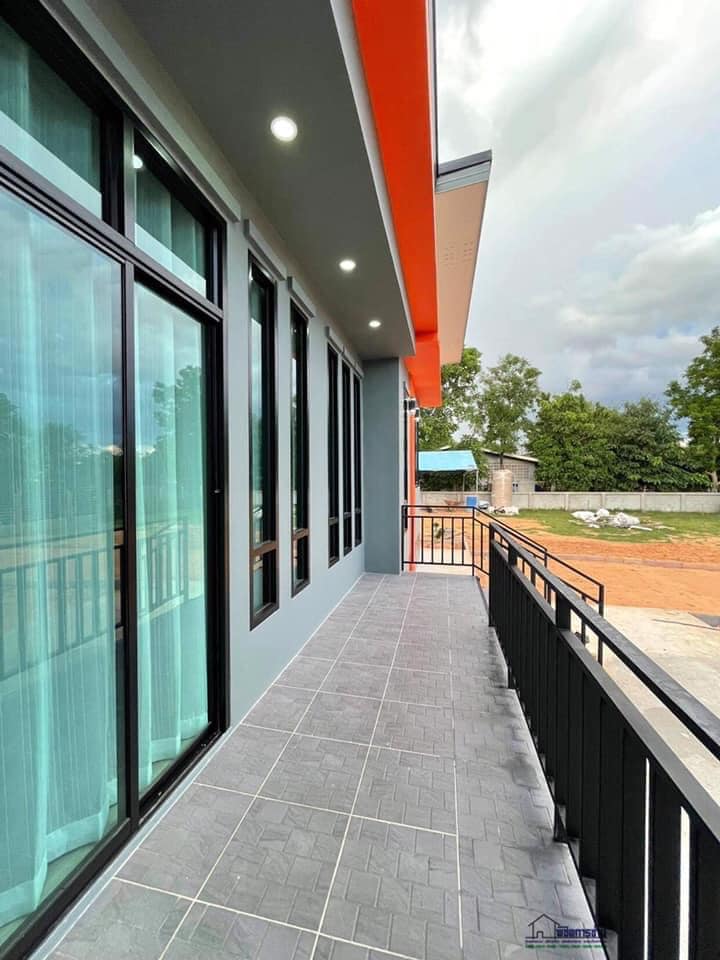 โมเดิร์น งบ 1.39 ล้านบาท ( 3 ห้องนอน 2 ห้องน้ำ 1 ห้องรับแขก 1 ห้องครัว และระเบียงหน้าบ้าน)