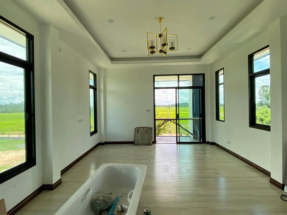 บ้านโมเดิร์น 350 ตร.ม. 4 ห้องนอน งบ  4.3-4.5 ล้านบาท