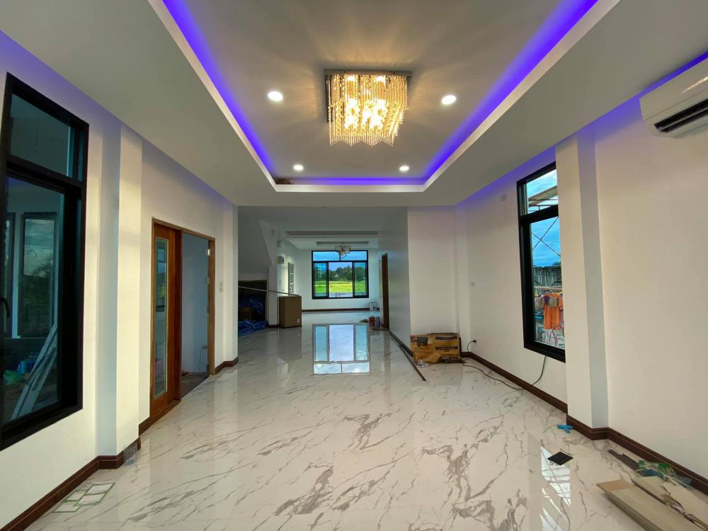 บ้านโมเดิร์น 350 ตร.ม. 4 ห้องนอน งบ  4.3-4.5 ล้านบาท