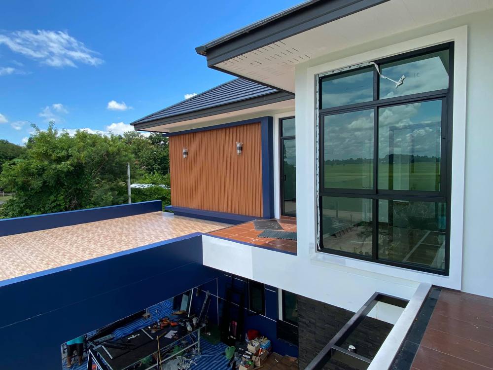 บ้านโมเดิร์น 350 ตร.ม. 4 ห้องนอน งบ  4.3-4.5 ล้านบาท