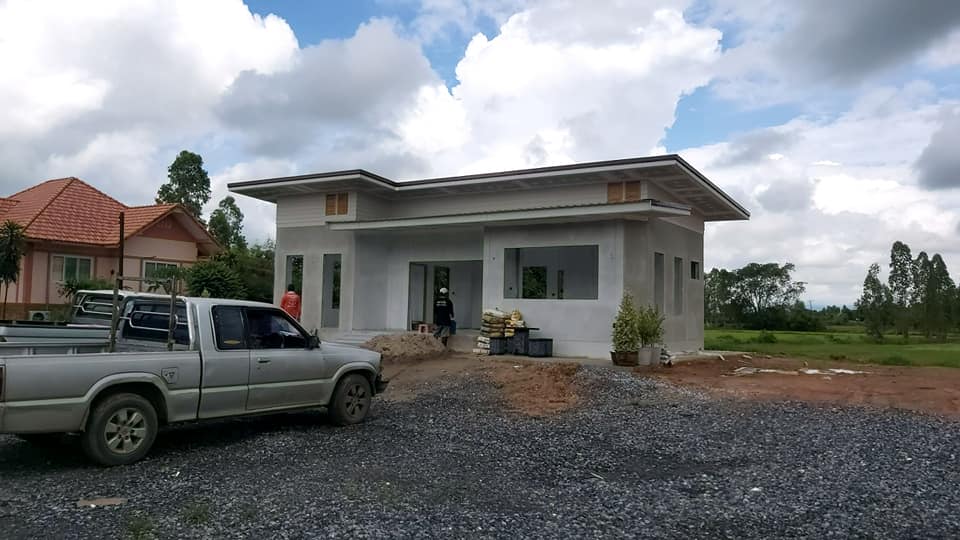 บ้านโมเดิร์น พื้นที่ใช้สอย 66 ตร.ม. 2 ห้องนอน งบ 6 แสนบาท