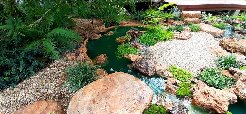 แต่งสวนสวยแบบธรรมชาติ