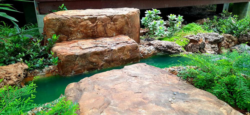 แต่งสวนสวยแบบธรรมชาติ