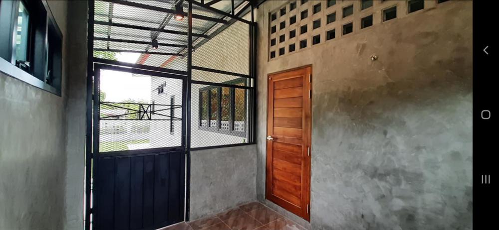 บ้านโมเดิร์น และไอเดียโรงจอดรถ