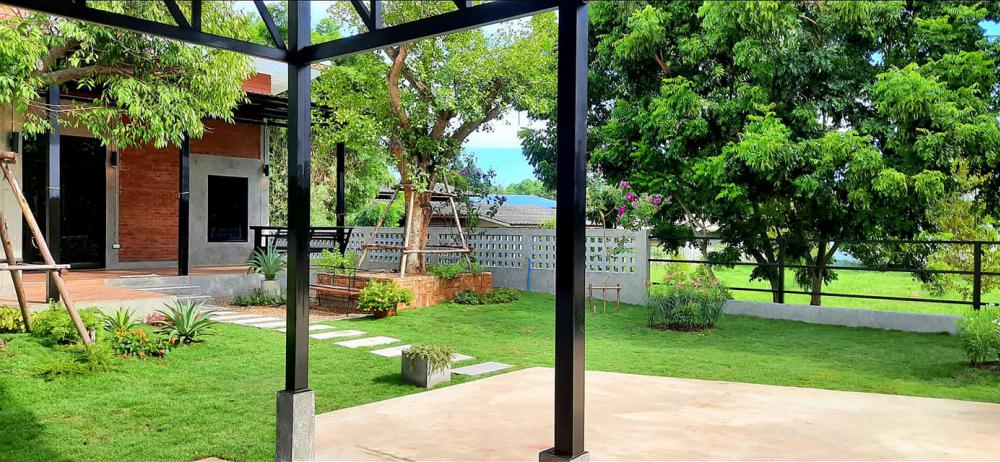 บ้านโมเดิร์น และไอเดียโรงจอดรถ