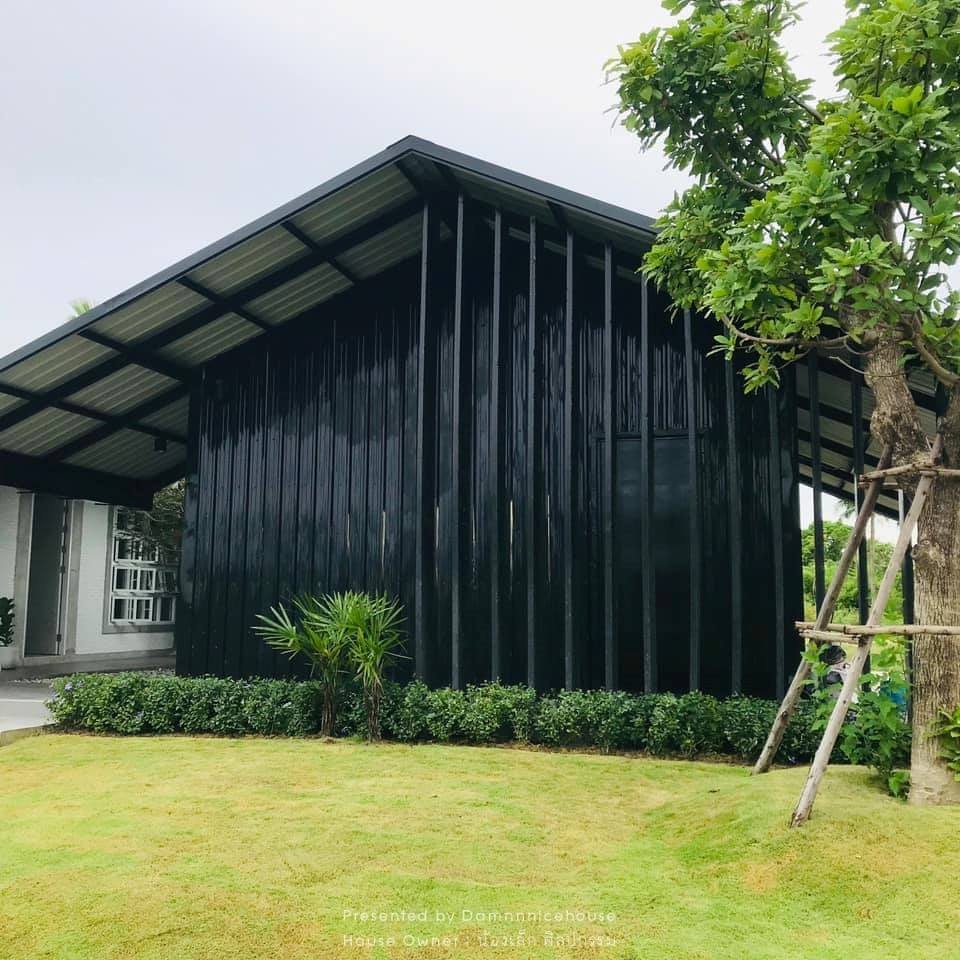 บ้านที่เป็นโฮมออฟฟิศ ร้านกาแฟ และพักอาศัยได้ สร้างด้วยงบ 1.1 ล้านบาท