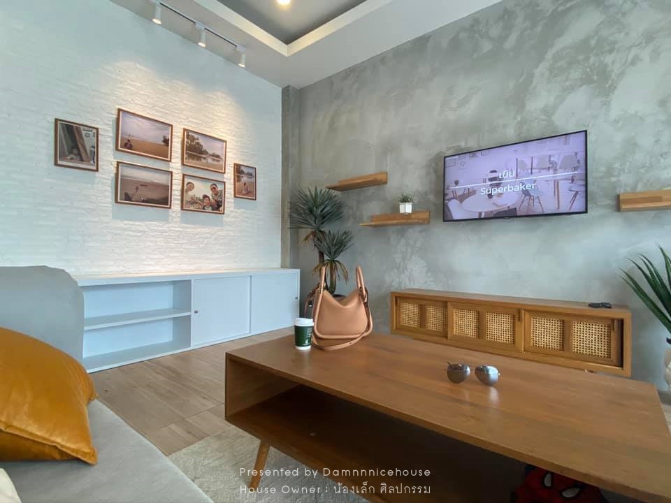 บ้านที่เป็นโฮมออฟฟิศ ร้านกาแฟ และพักอาศัยได้ สร้างด้วยงบ 1.1 ล้านบาท