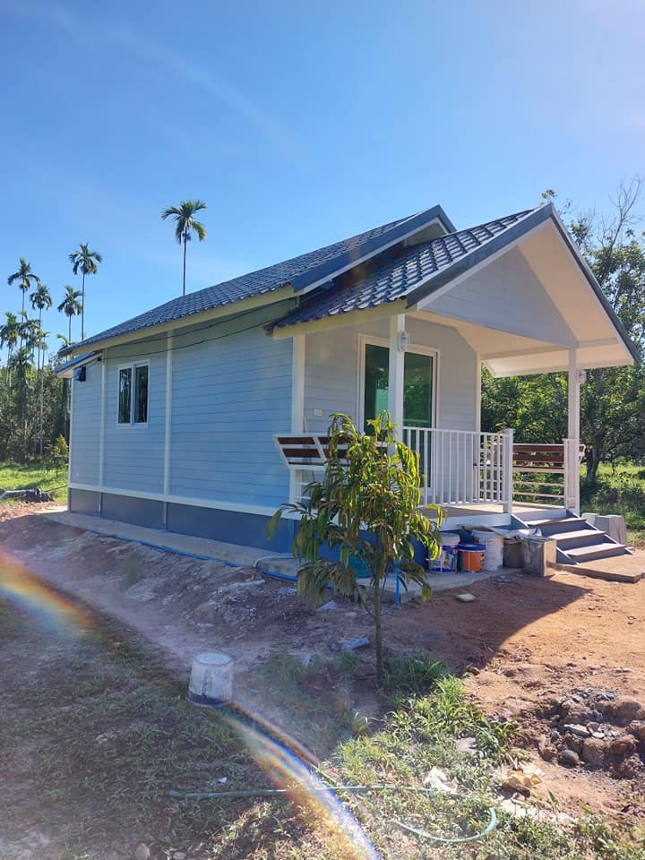 บ้านในสวนหลังเล็กๆแต่น่าอยุ่มากสนใจสร้างสอบถามได้นะค่ะน็อคดาว ขนาด 3.5×7 ตร.มจบที่ 265,000 บาท