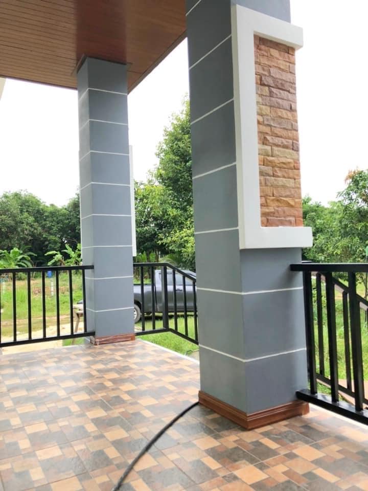 บ้านโมเดิร์นยกสูง 3 ห้องนอน งบ 1.185 ล้านบาท