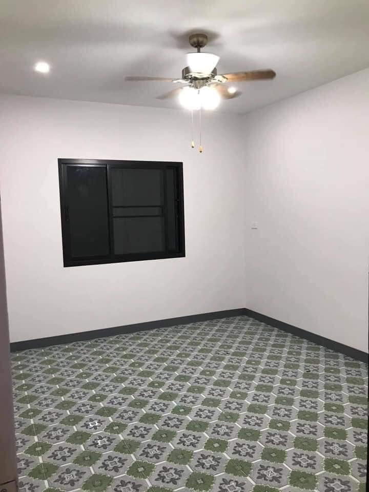 โมเดิร์น 2 ชั้น 4 ห้องนอน งบ 1.8 ล้าน