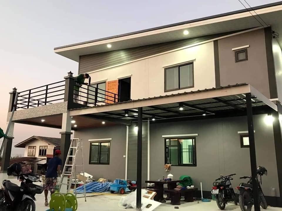 โมเดิร์น 2 ชั้น 4 ห้องนอน งบ 1.8 ล้าน