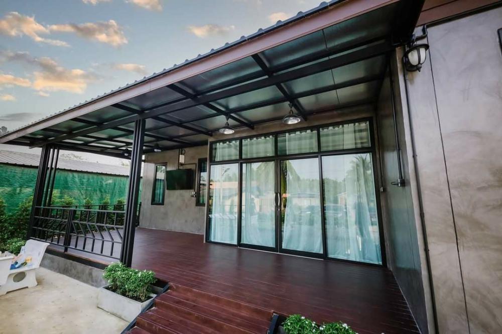 บ้านโมเดิร์นลอฟท์ ขนาด 3 ห้องนอน