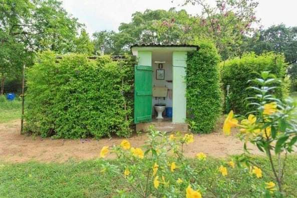 ไอเดียห้องน้ำขนาดเล็กนอกบ้าน