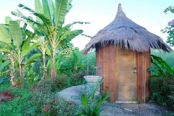 ไอเดียห้องน้ำขนาดเล็กนอกบ้าน