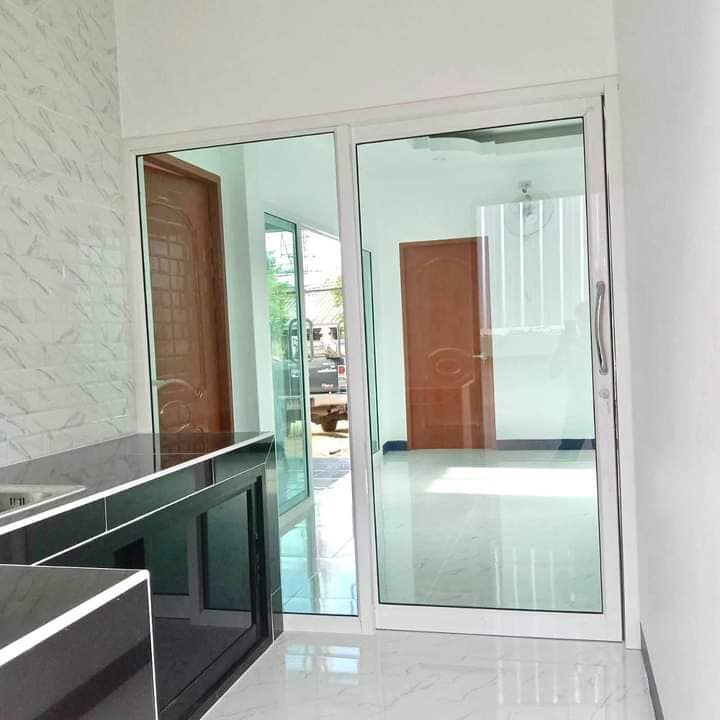 โมเดิร์น งบ 4.8 แสน 2 ห้องนอน