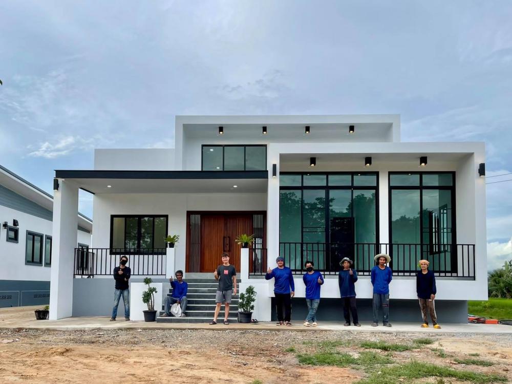 บ้านทรงกล่อง 3 ห้องนอน