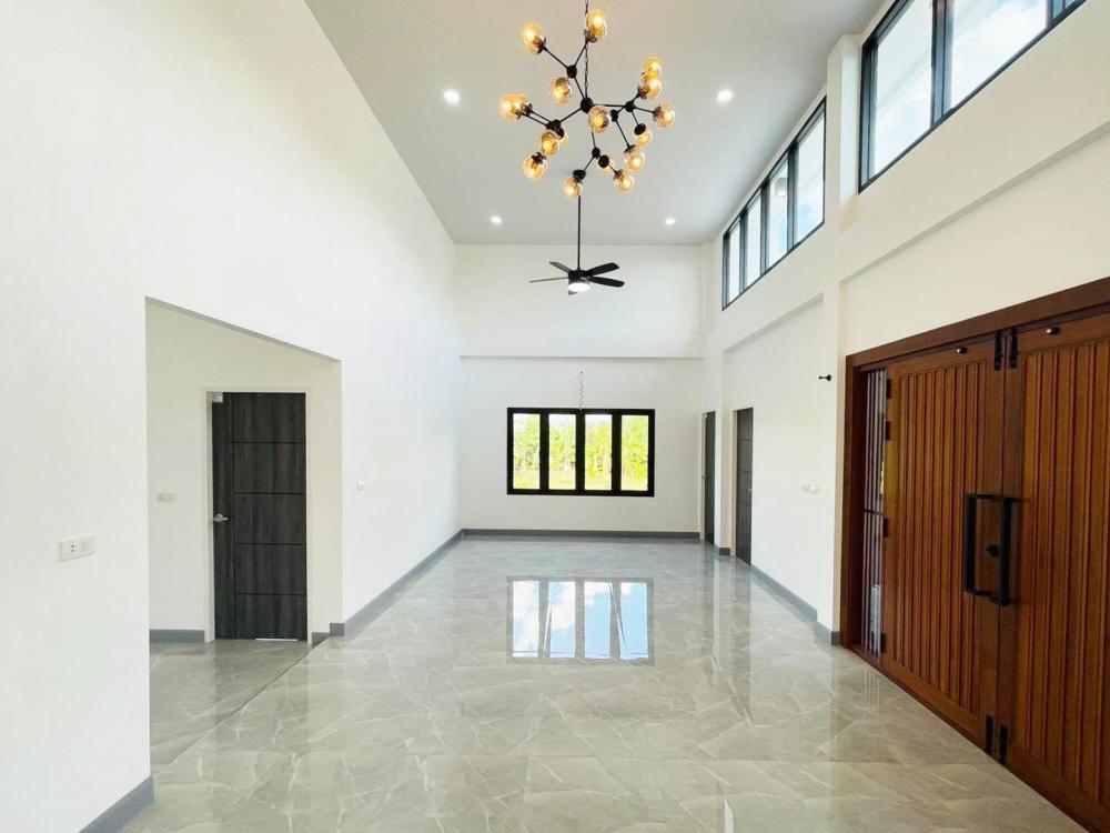 บ้านทรงกล่อง 3 ห้องนอน