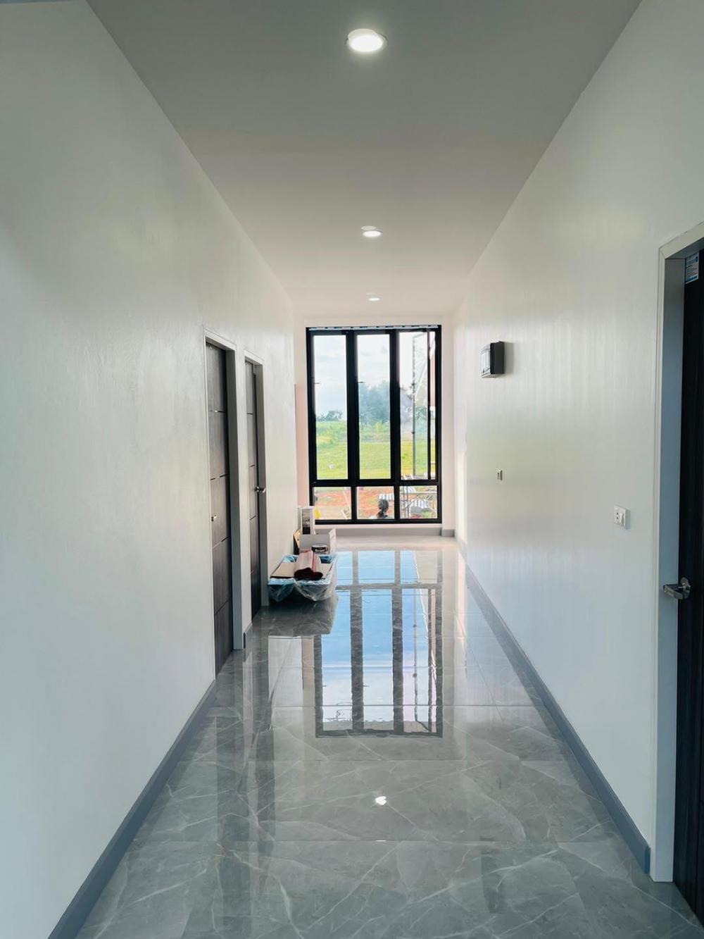 บ้านทรงกล่อง 3 ห้องนอน