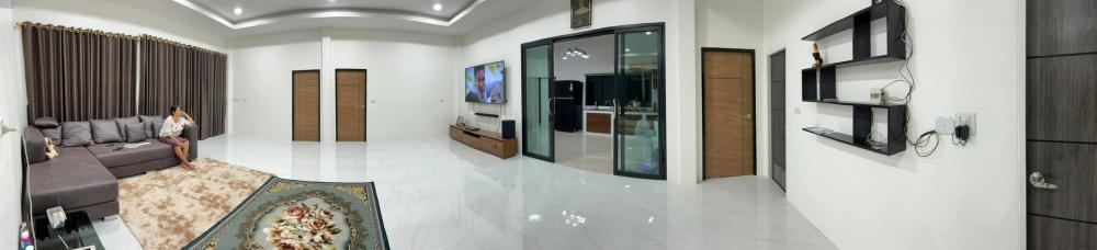 บ้านโมเดิร์น ขนาด 170 ตร.ม. 1.8 ล้านบาท