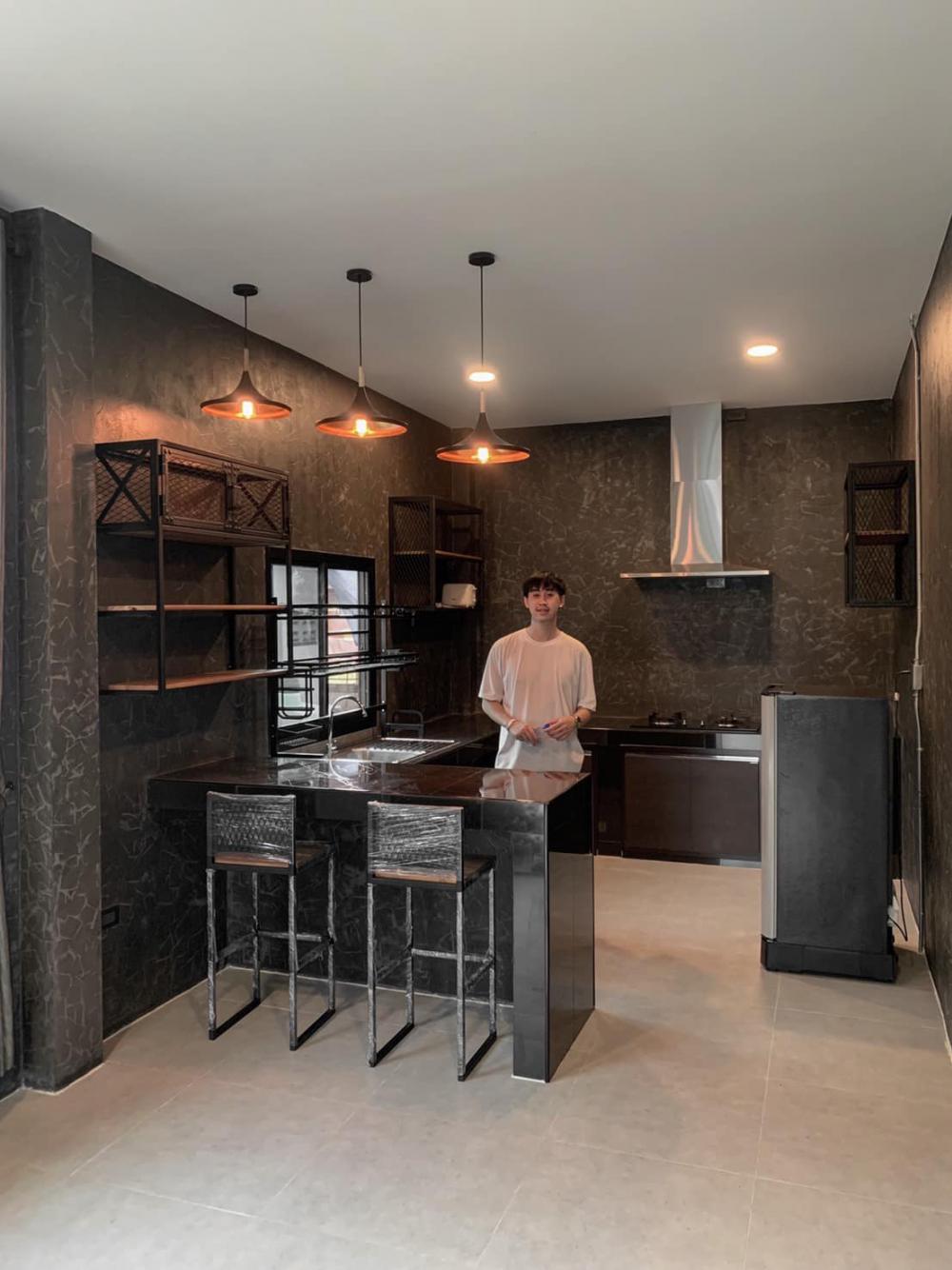 บ้าน LOFT บ้านโมเดิร์นลอฟท์ 3 ห้องนอน ขนาด 180 ตร.ม.