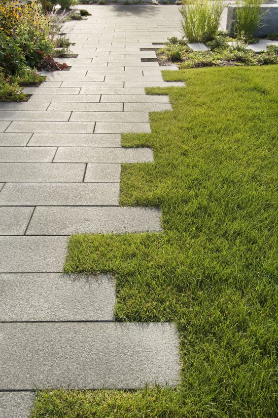 ไอเดียปูพื้นตัวหนอนทางเดิน สวยงามแบบไม่ซ้ำใคร