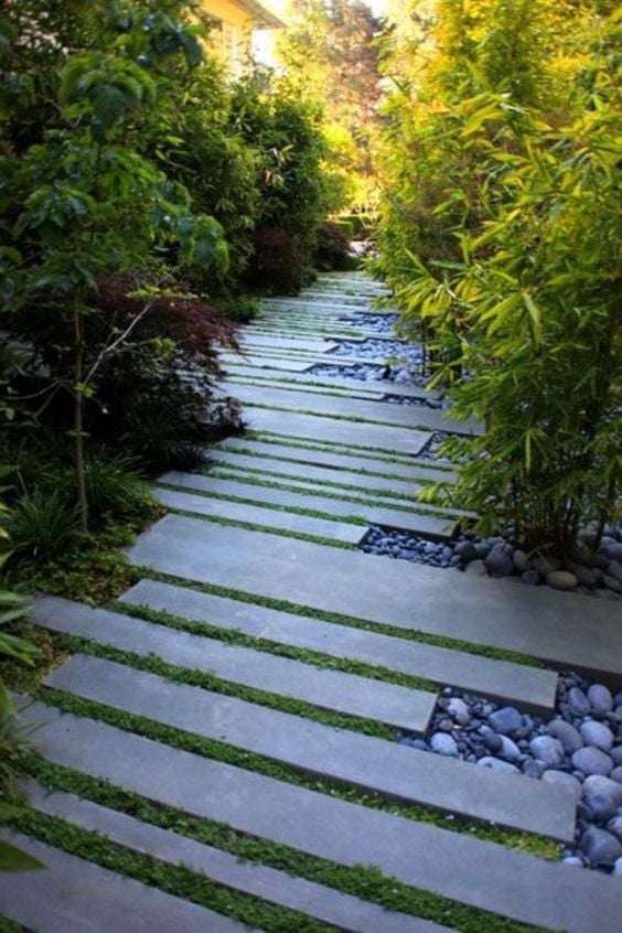 ไอเดียปูพื้นตัวหนอนทางเดิน สวยงามแบบไม่ซ้ำใคร