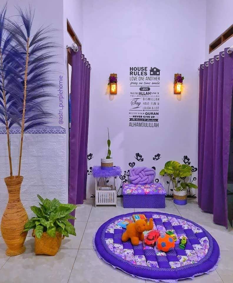 ตกแต่งทุกส่วนของบ้านเป็นสีม่วงทั้งหมดเลย เอาใจคนคลั่งไคล้สีม่วง