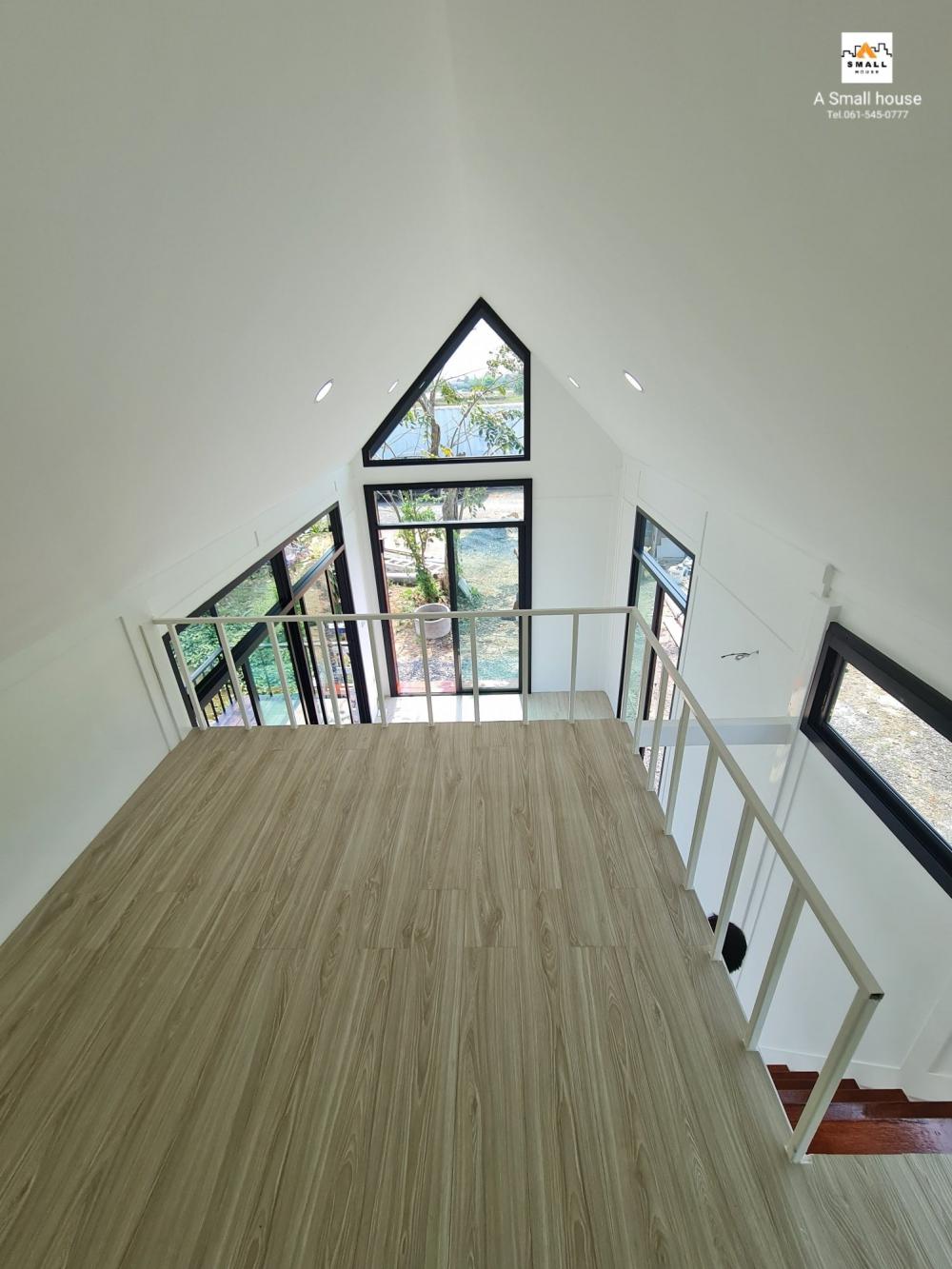 สวยงามแบบนอร์ดิก ชั้นครึ่ง