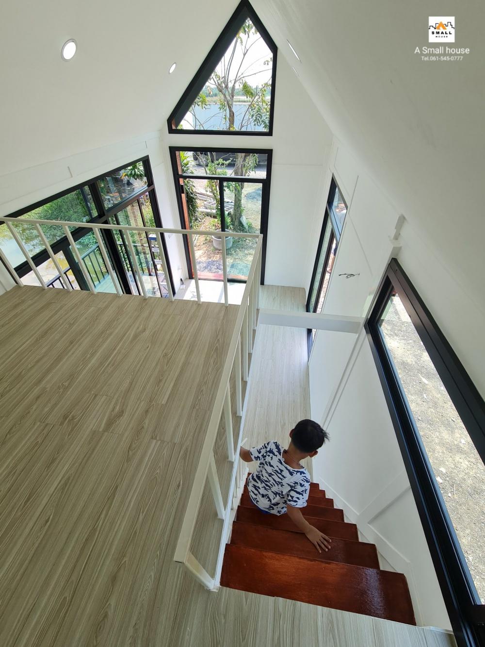 สวยงามแบบนอร์ดิก ชั้นครึ่ง