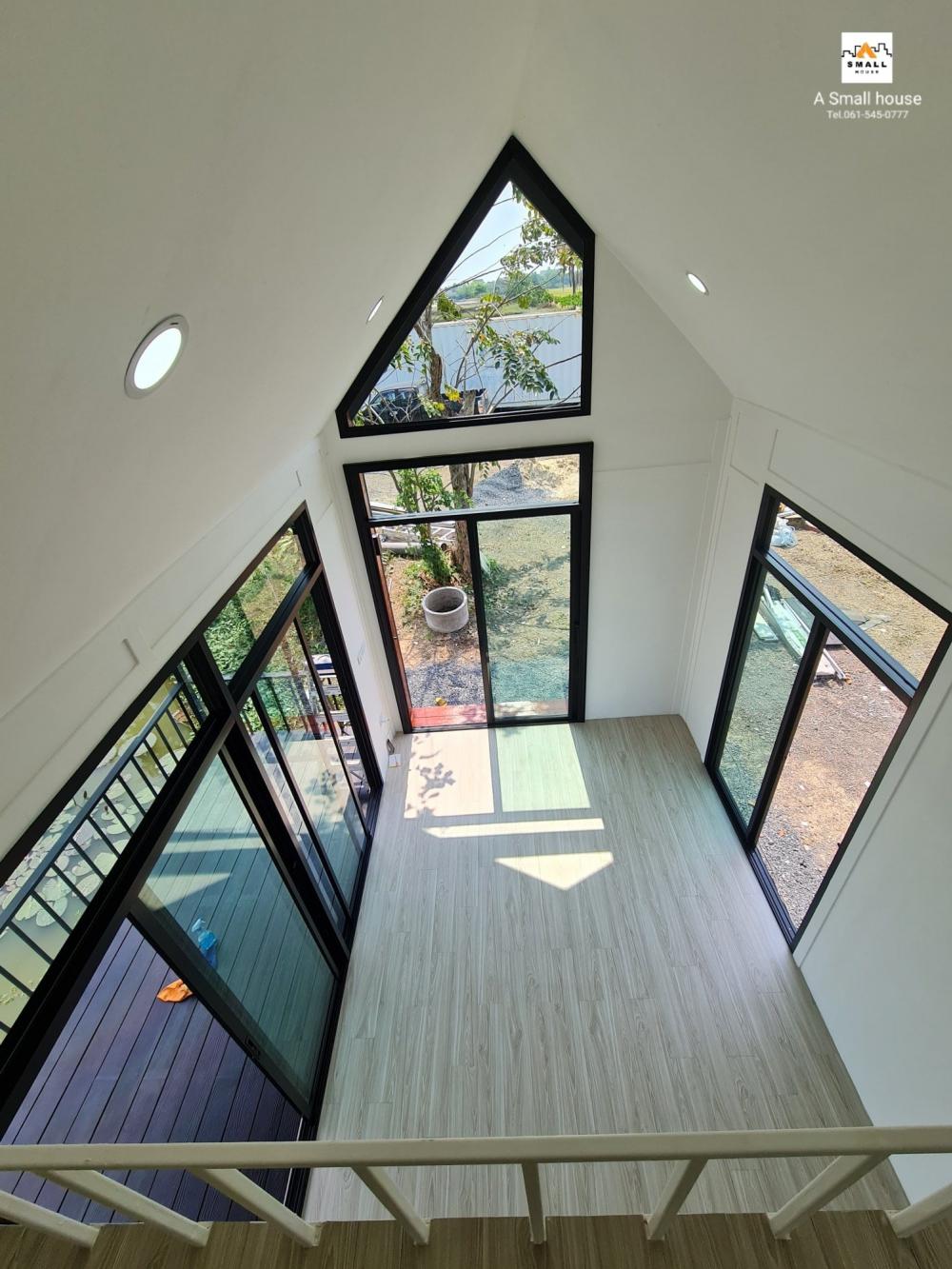 สวยงามแบบนอร์ดิก ชั้นครึ่ง