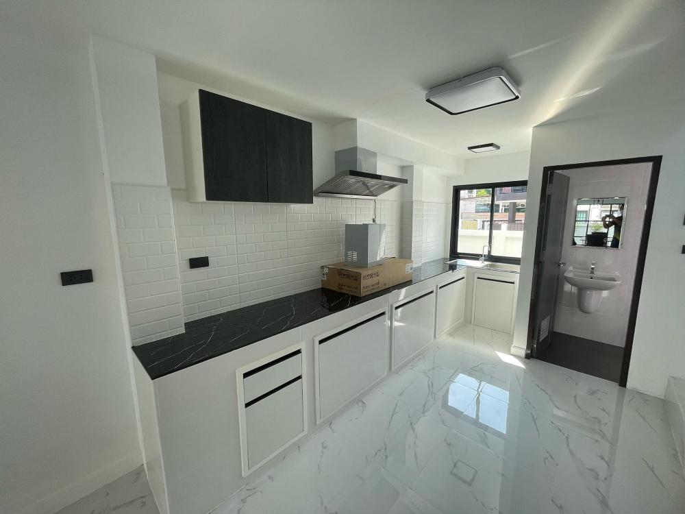 บ้านทรงกล่อง สวยน่าอยู่